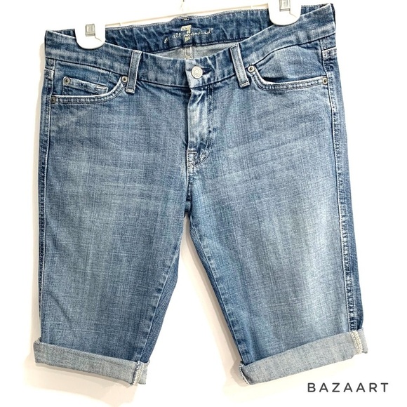 7 For All Mankind Pants - 7 For All Mankind Light Wash cropped Bermuda jeans